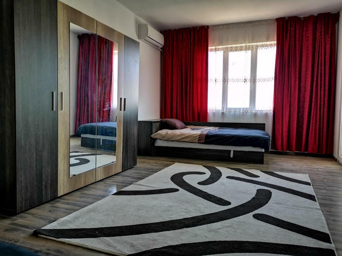 Tora Mora Apartment Varna Exterior photo